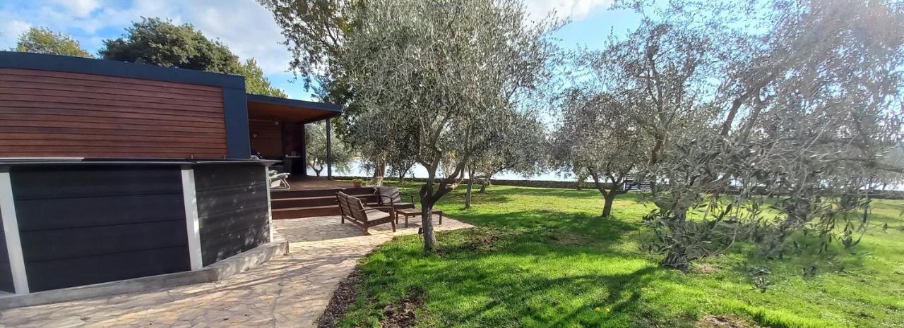Beach House Ive With Jacuzzi, Pool, Playground And Bbq In An Olive Grove With A Beach, Pomer - Istria Exteriér fotografie